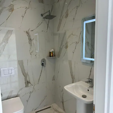 公寓 Qyteza Shkodër